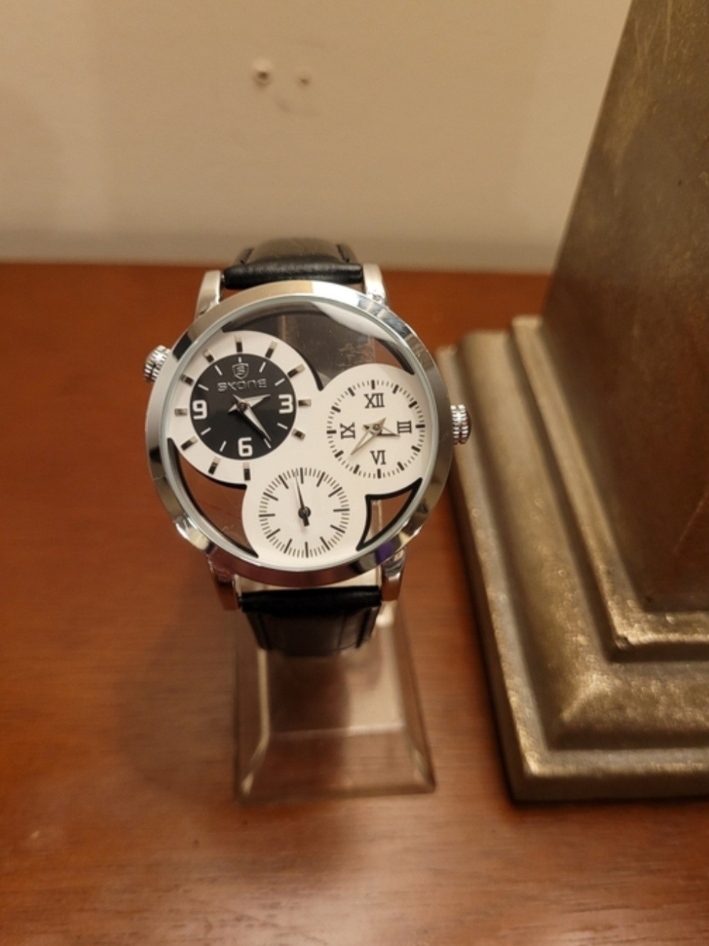 Brand New Skone Silver and White Multi-Dial Men's Watch